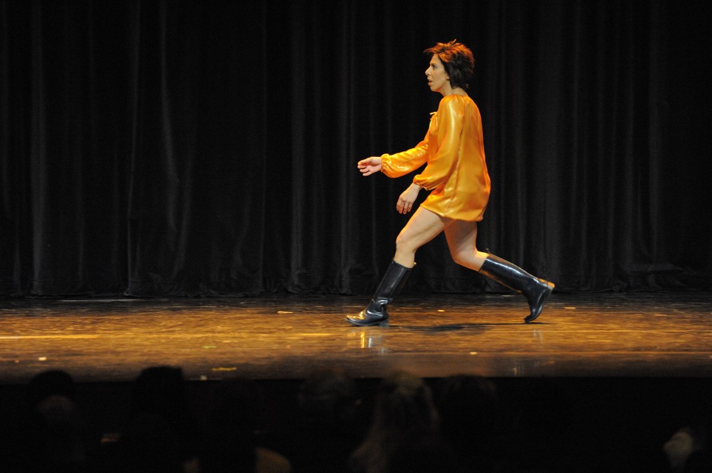 Unusual Suspects by Evie Demetriou Foto 1